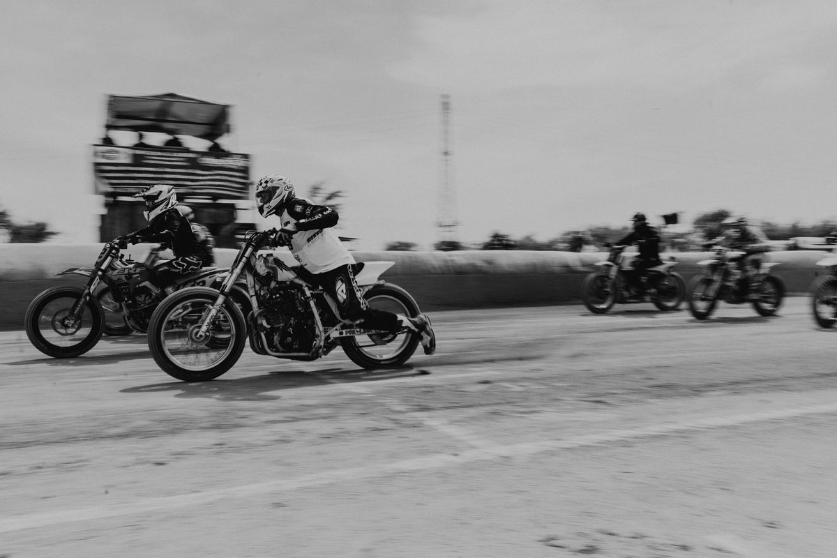 Dust & Fun #1 – Deus Ex Machina Europe