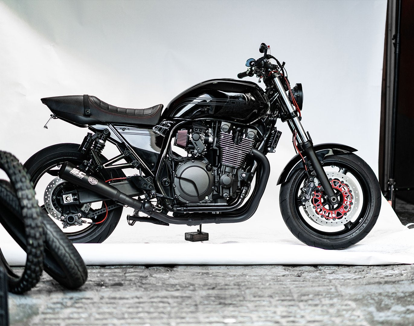 Salé XJR1300 – Deus Ex Machina Europe