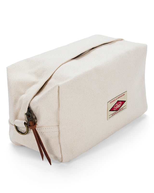 D261MBG354_GetawayToiletryBag