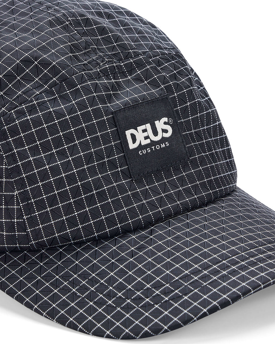 Hats | Deus Ex Machina | Tower 5 Panel Cap - Black – Deus Ex Machina Europe
