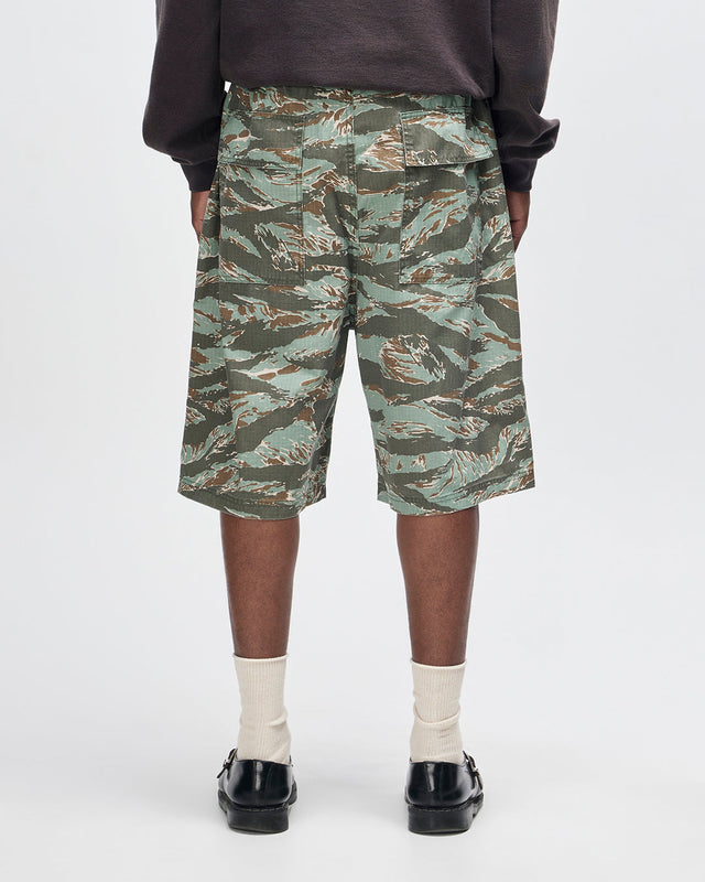 Unforseen Short - Ground Cover Green