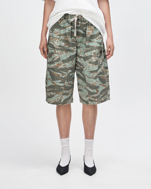 D261UWK706-UnforseenShort