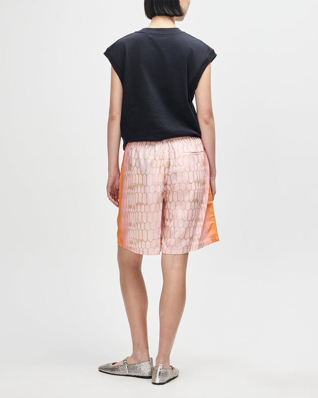 Rally Resort Short - Flaming Cameo