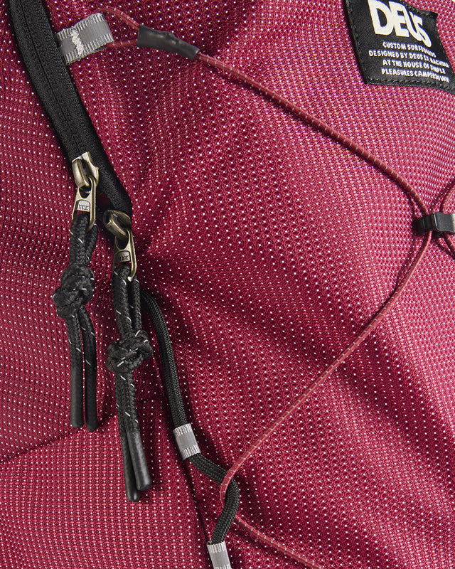 wanderer-backpack-burgundy