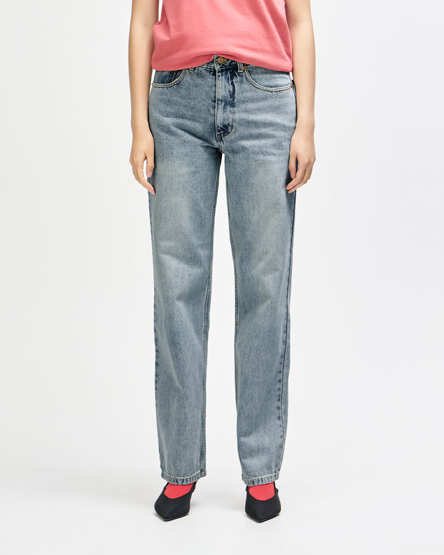 true-line-straight-jean-washed-indigo