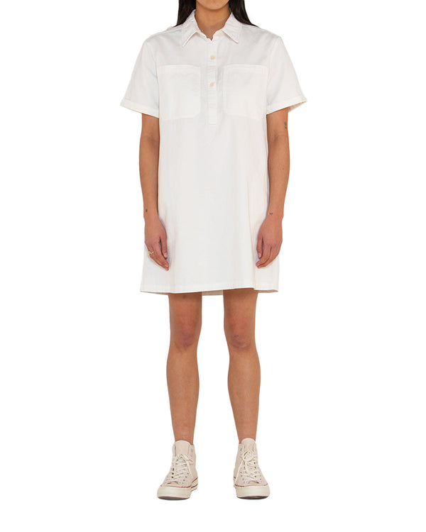 Honour Shirt Dress (Relaxed Fit) - Bleach White|Model