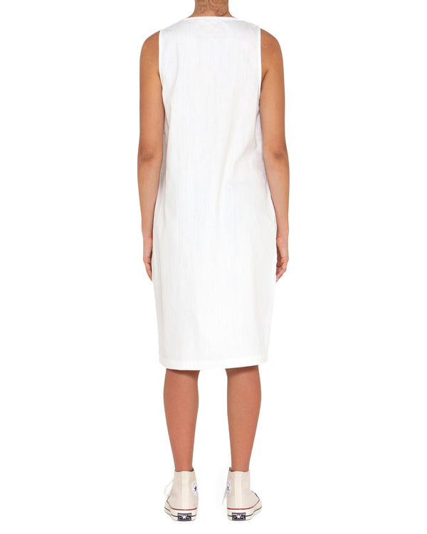 Piri Dress - Vintage White Chambray|Model