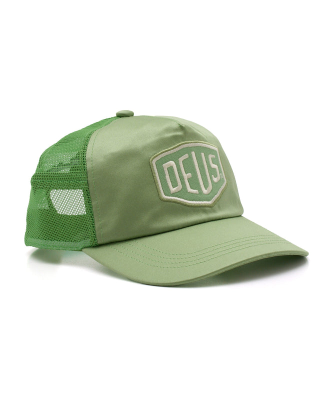 paris-shield-trucker-cap-vinyard-green