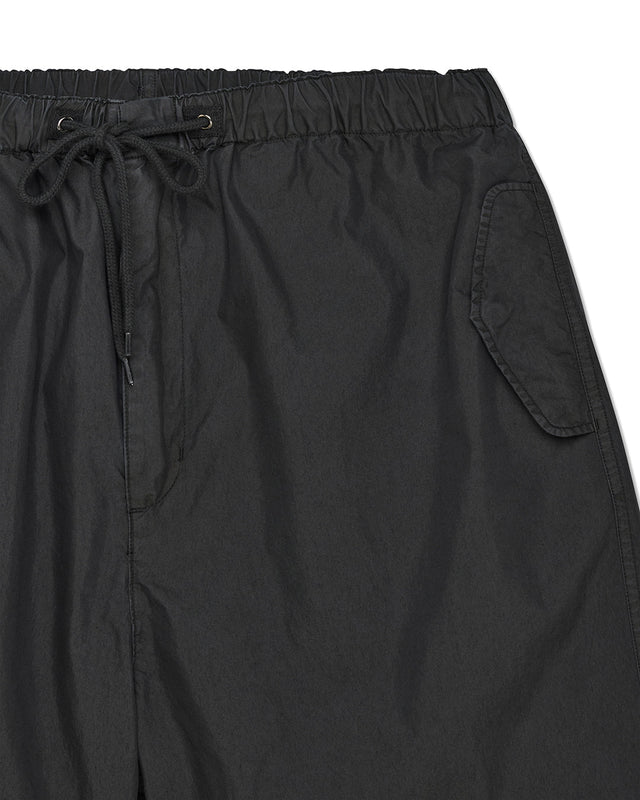 Remi Parachute Short - Black