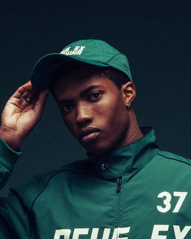 mini-finals-cap-race-green