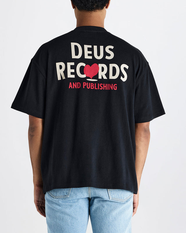 deep-cut-os-tee-black