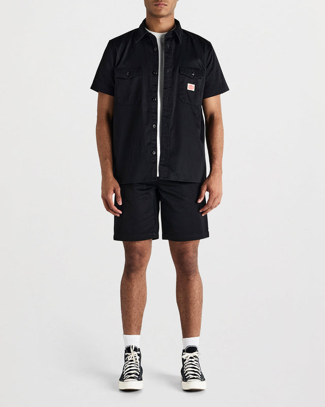 Service Short - Black