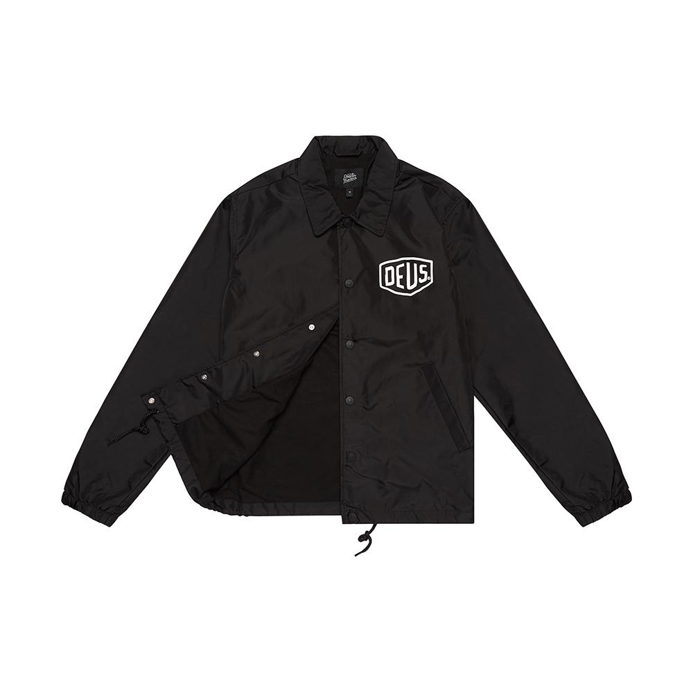 apparel & accessories > clothing > outerwear > coats & jackets