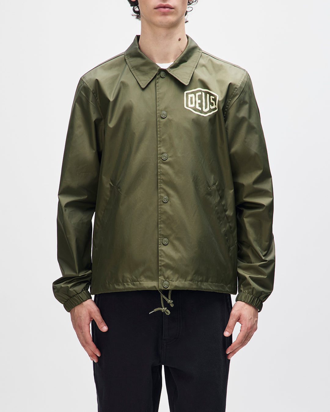 Chaquetas | Deus Ex Machina | Harajuku Coach - Verde Ciprés – Deus