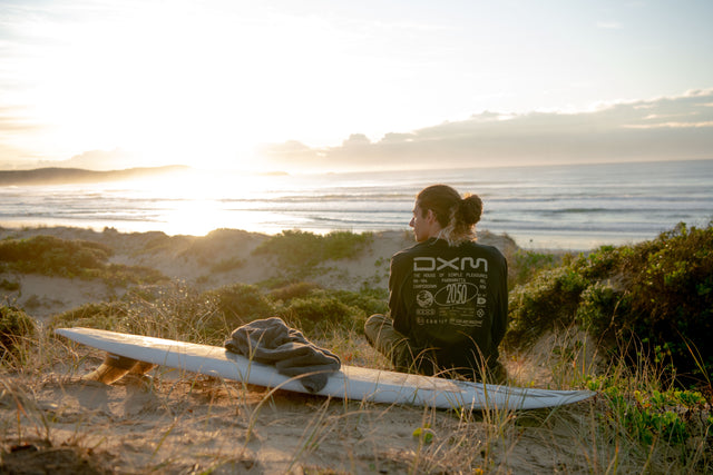 committee-ls-tee-black