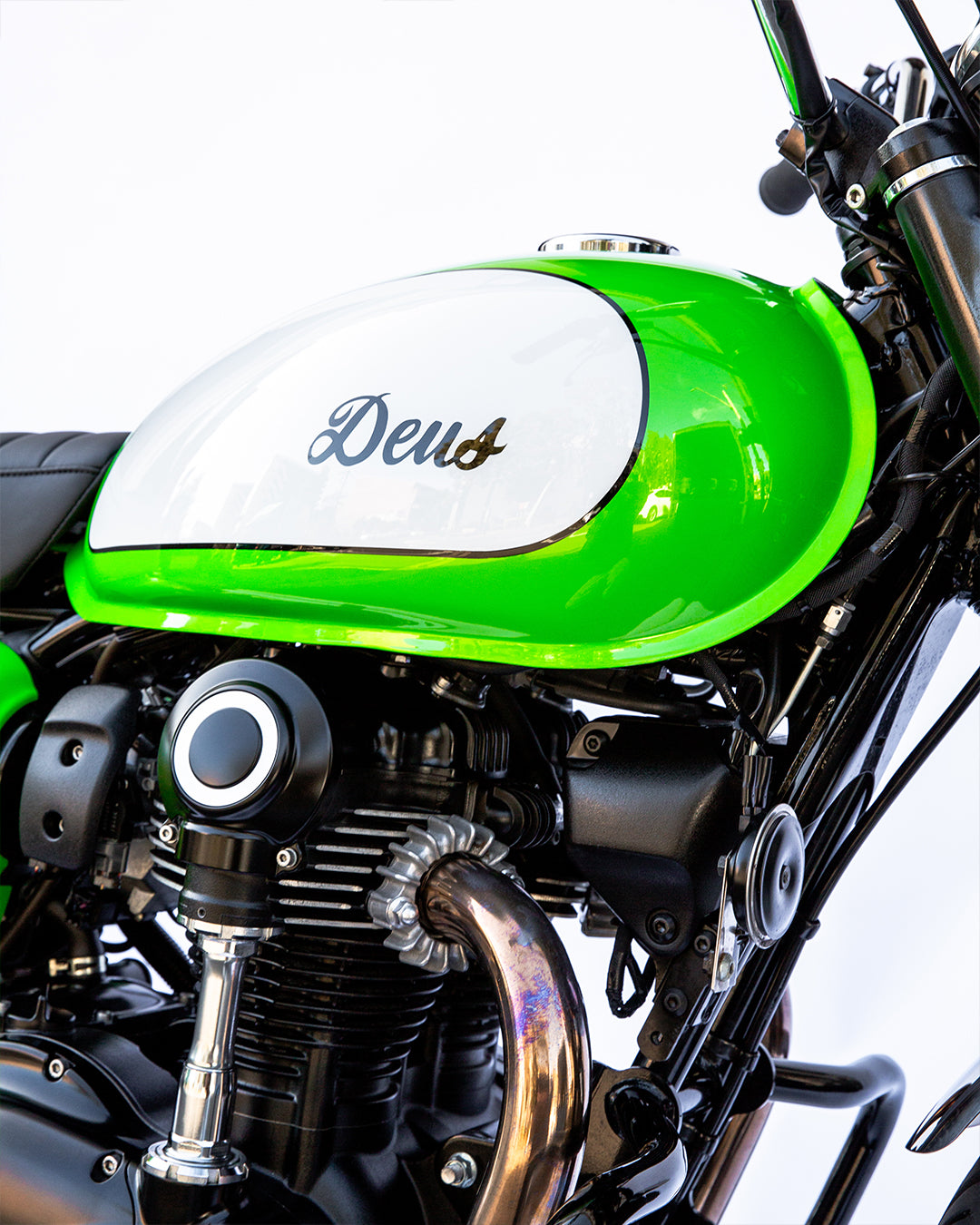 The Bondi Sentinel W800 – Deus Ex Machina Europe